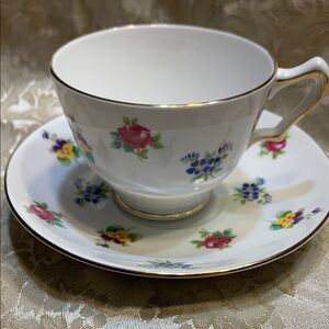 Vintage Crown Stratford Shore Floral Teacup and Saucer Set with Gold Trim